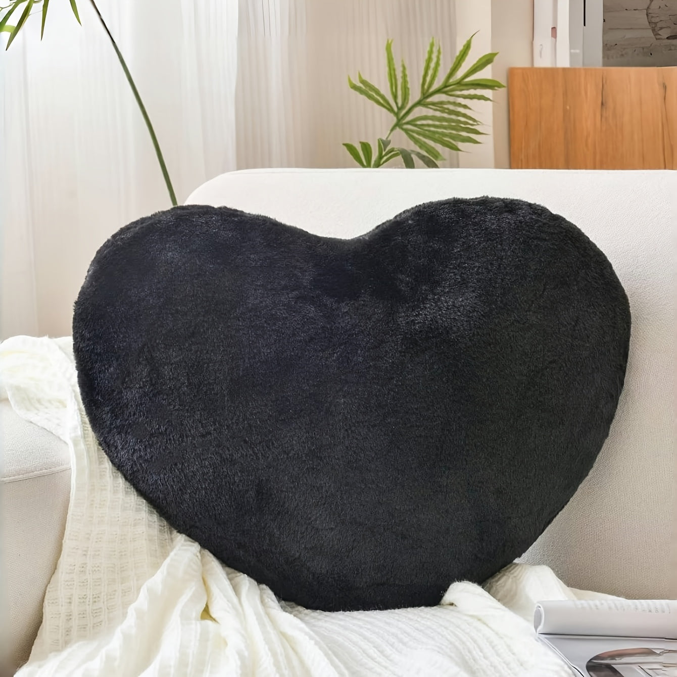 Throw Pillows Heart Shape Decorative Cushion