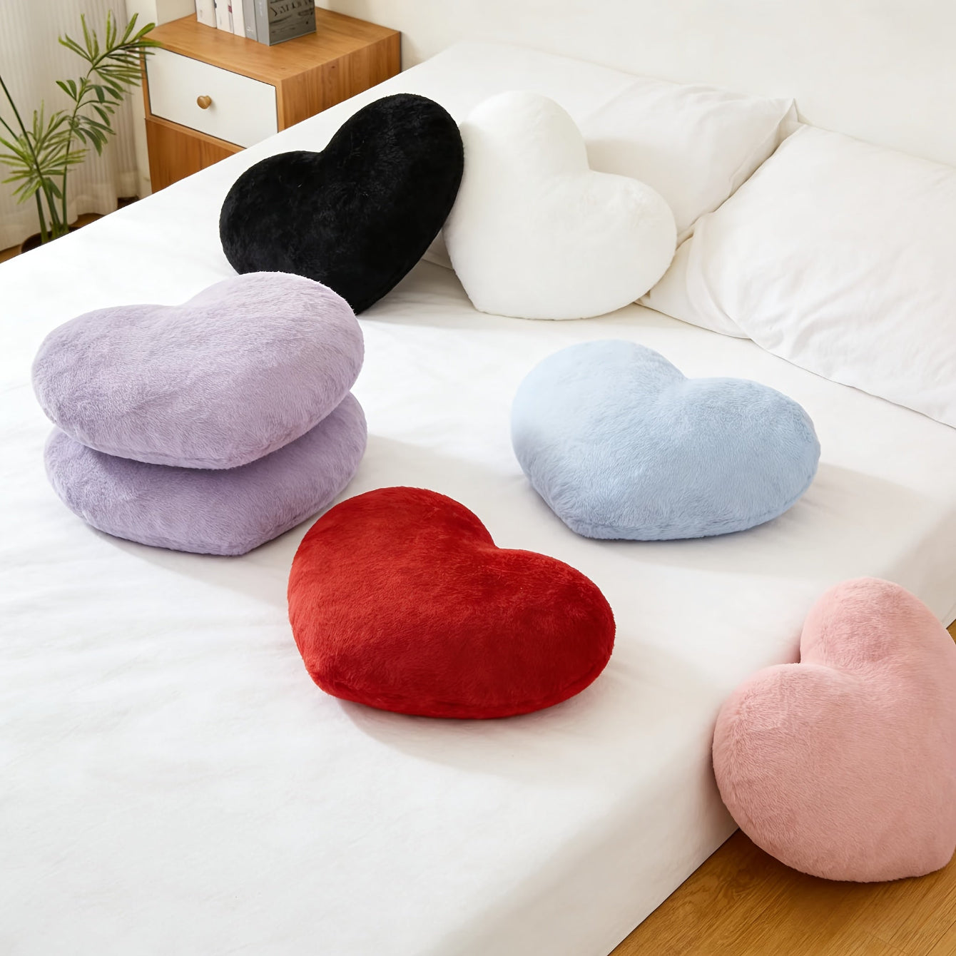 Throw Pillows Heart Shape Decorative Cushion